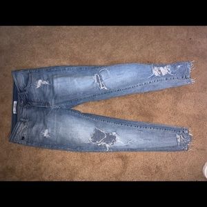 Distressed KanCan skinny jean